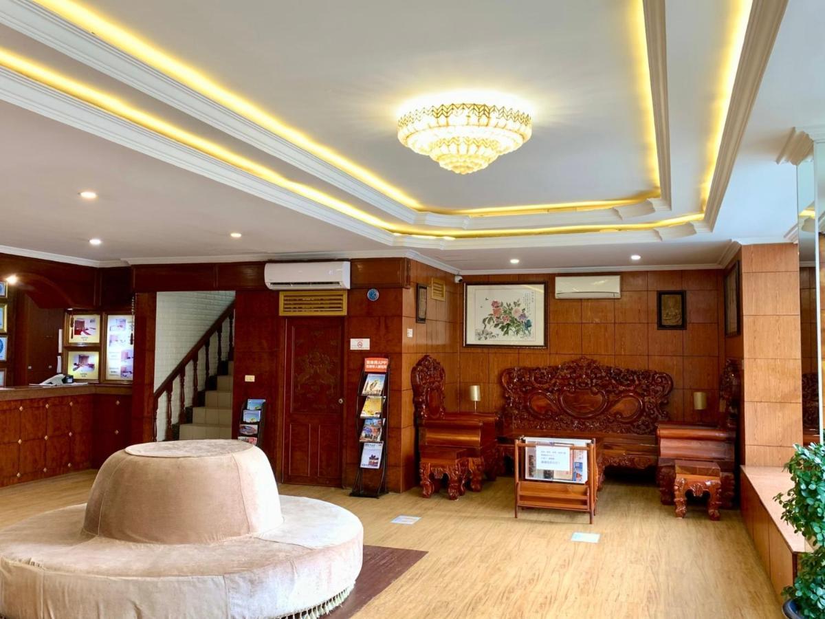 Chung Hsin Hotel 中信酒店 金边 外观 照片