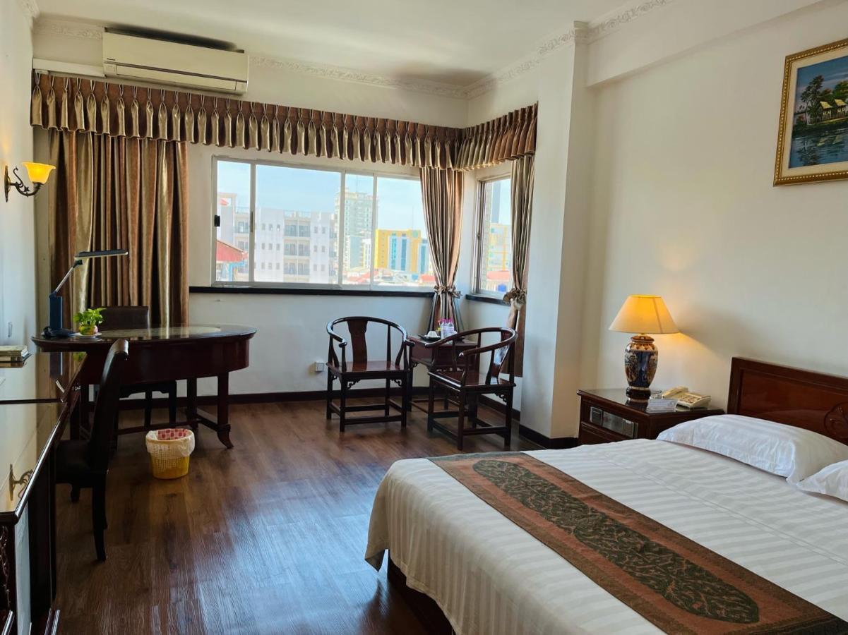 Chung Hsin Hotel 中信酒店 金边 外观 照片