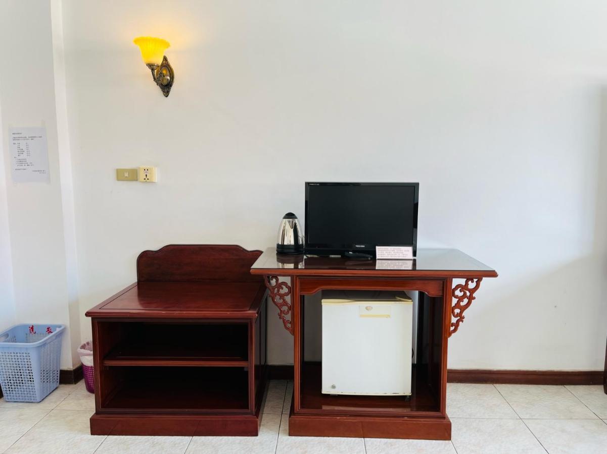 Chung Hsin Hotel 中信酒店 金边 外观 照片