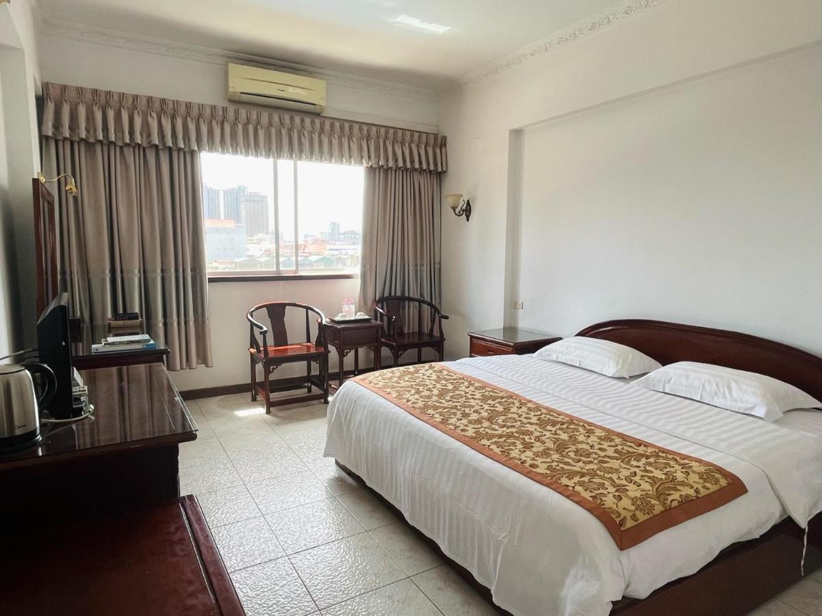 Chung Hsin Hotel 中信酒店 金边 外观 照片