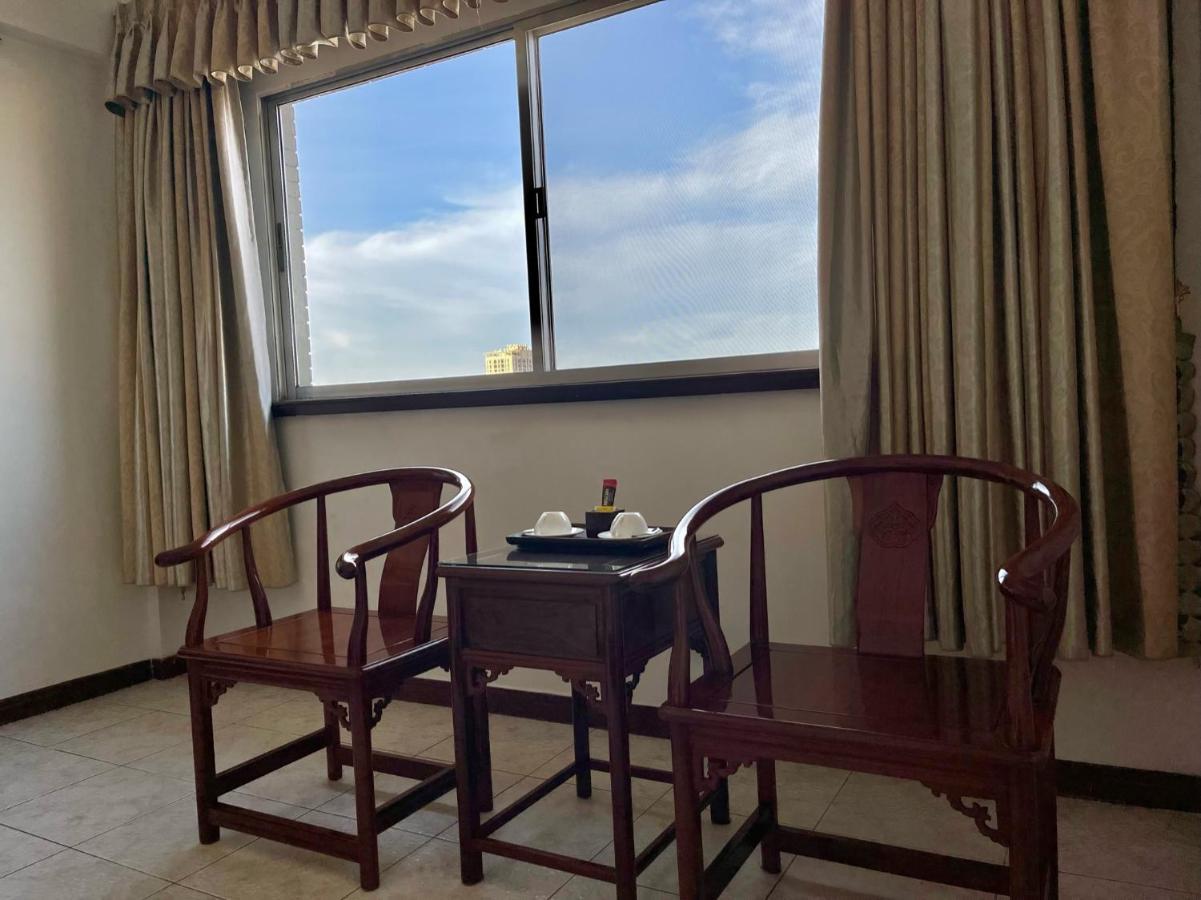 Chung Hsin Hotel 中信酒店 金边 外观 照片