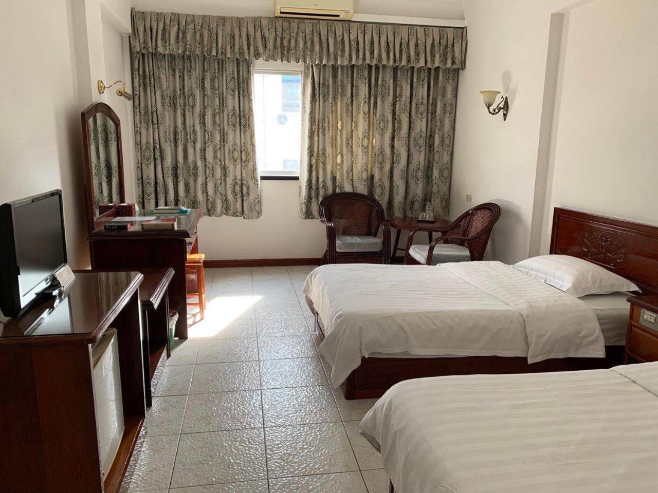 Chung Hsin Hotel 中信酒店 金边 外观 照片